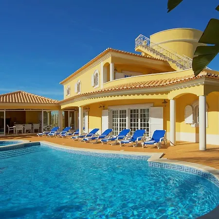 Lisianto Villa